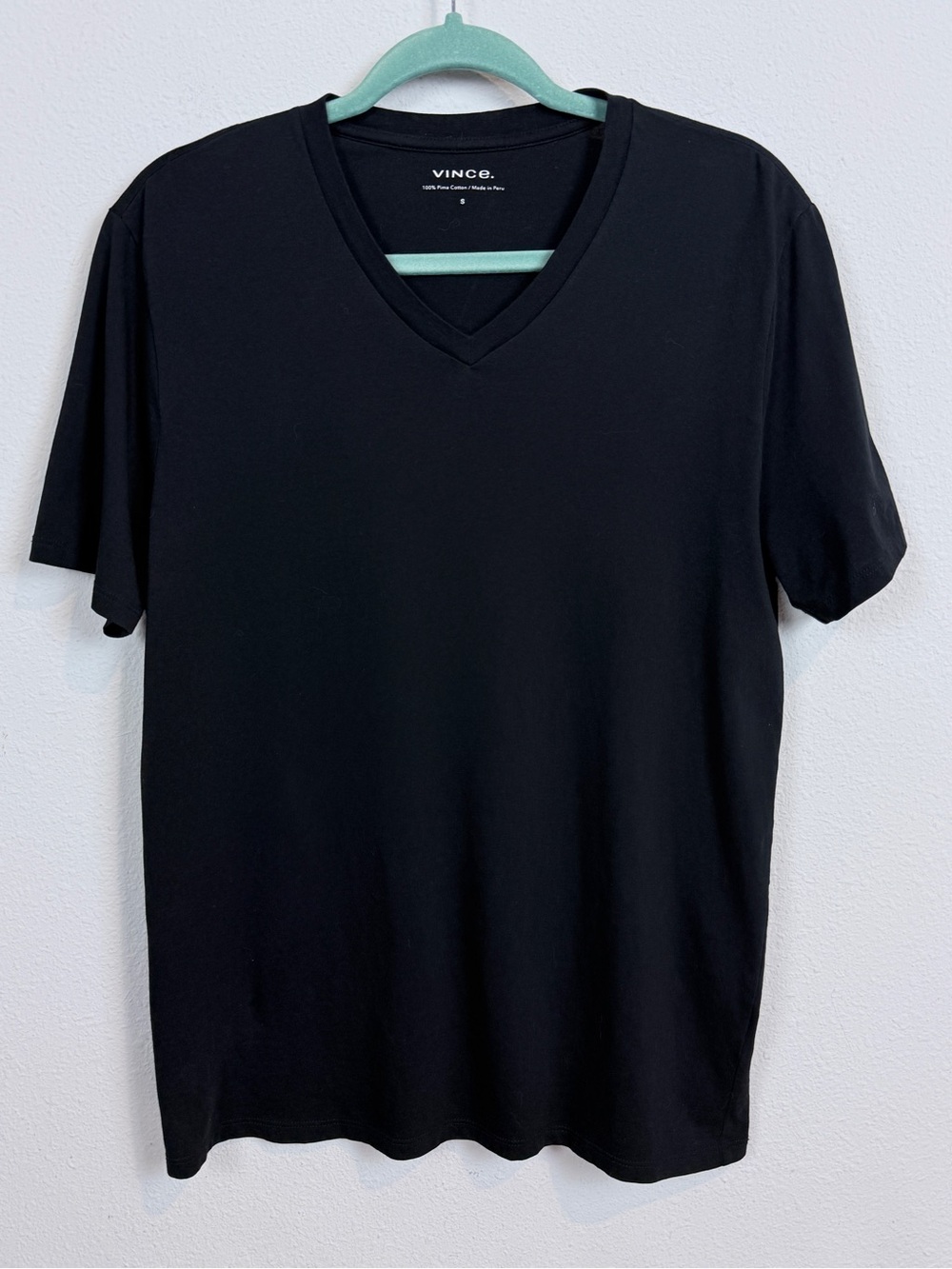 Vince Men’s Black V-Neck Short Sleeve Pima Cotton Tee S